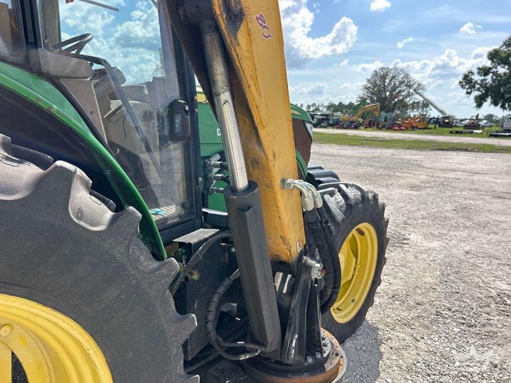 john-deere-6125m-image-19