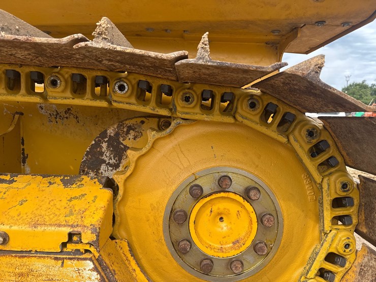 2022-deere-450k-lgp-image-10