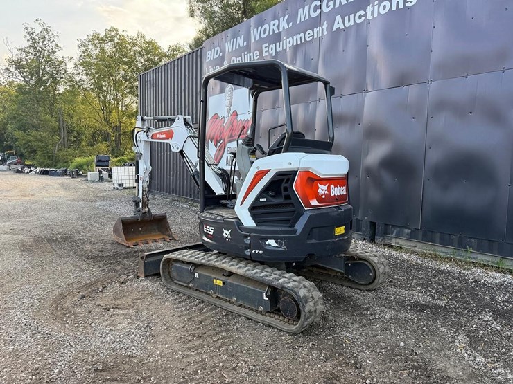 bobcat-e35i-image-2