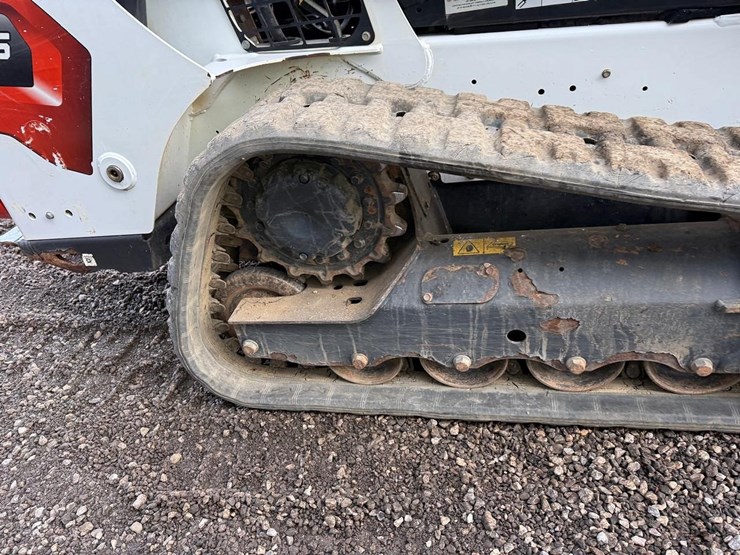 2023-bobcat-t595-image-13