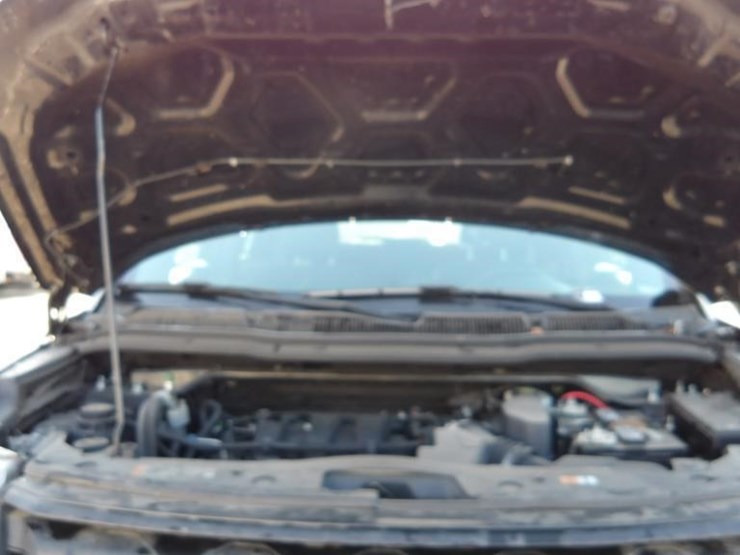 2019-ford-explorer-image-9