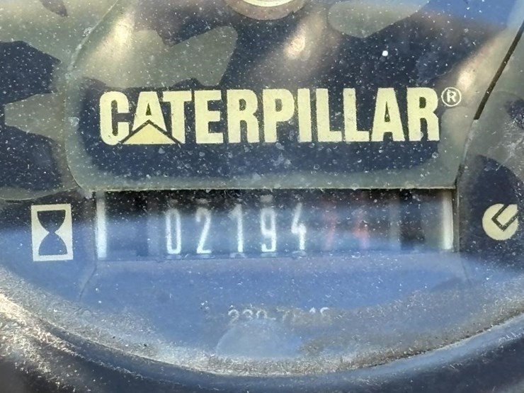 caterpillar-cb24-image-39
