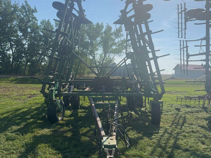 john-deere-737-image-17
