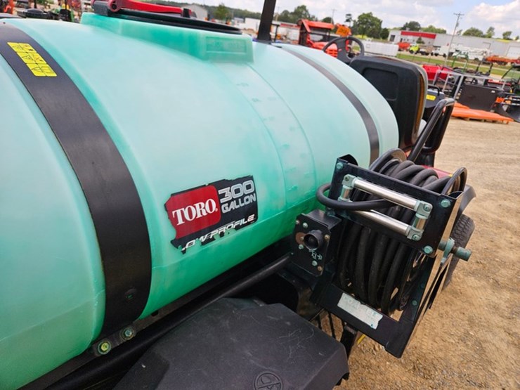 2006-toro-multi-pro-5700d-image-28