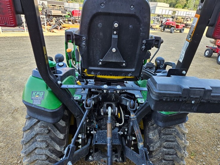 john-deere-1025r-image-21
