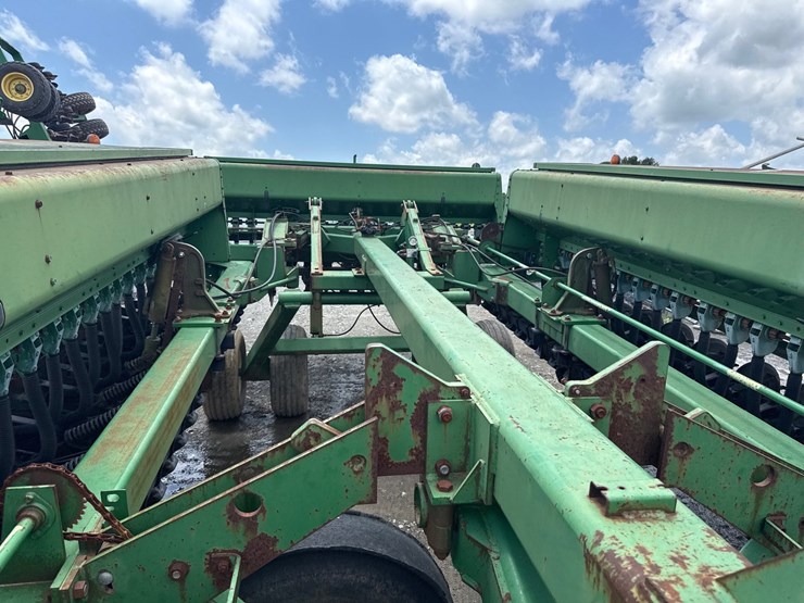 john-deere-455-image-10