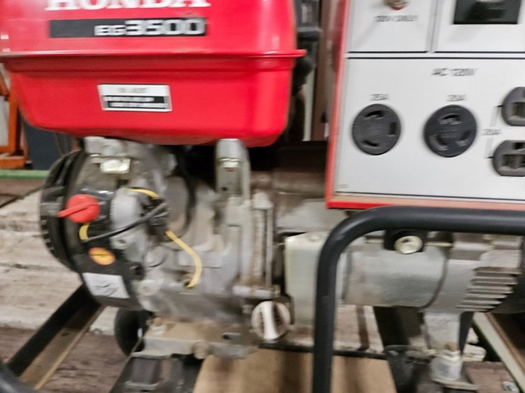 honda-3500-image-8
