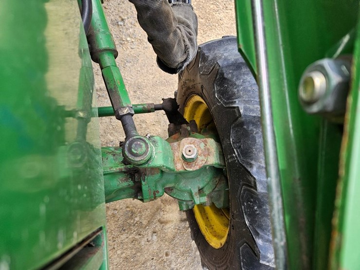 john-deere-750-image-13