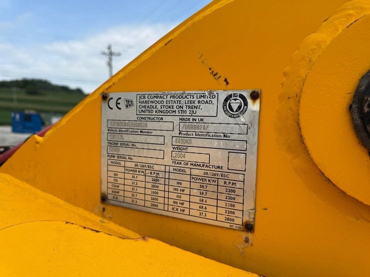 2004-jcb-190t-image-25