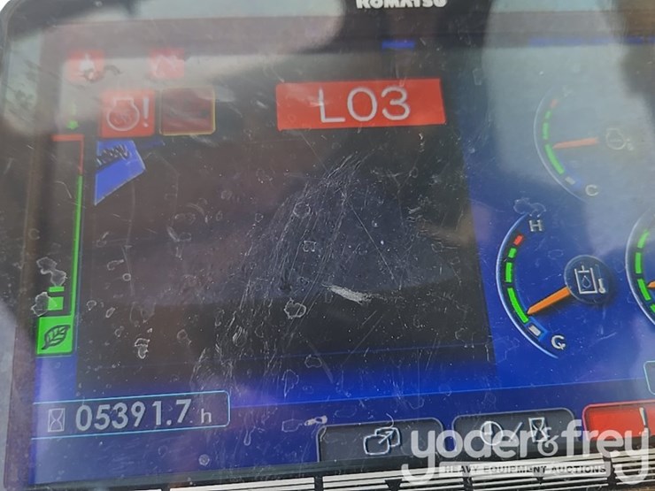 2018-komatsu-pc210-lci-11-image-87