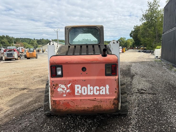 2012-bobcat-t180-image-3