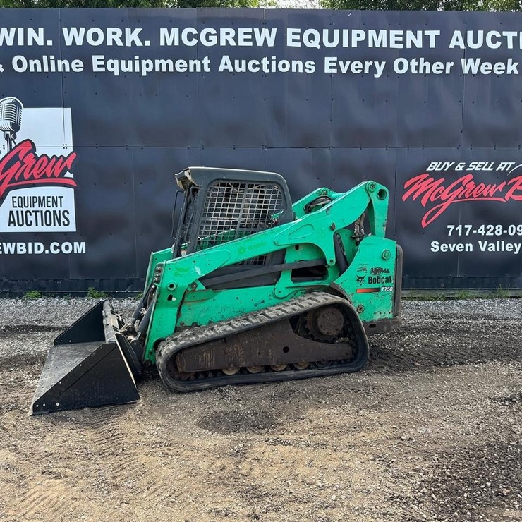 2011 BOBCAT T750