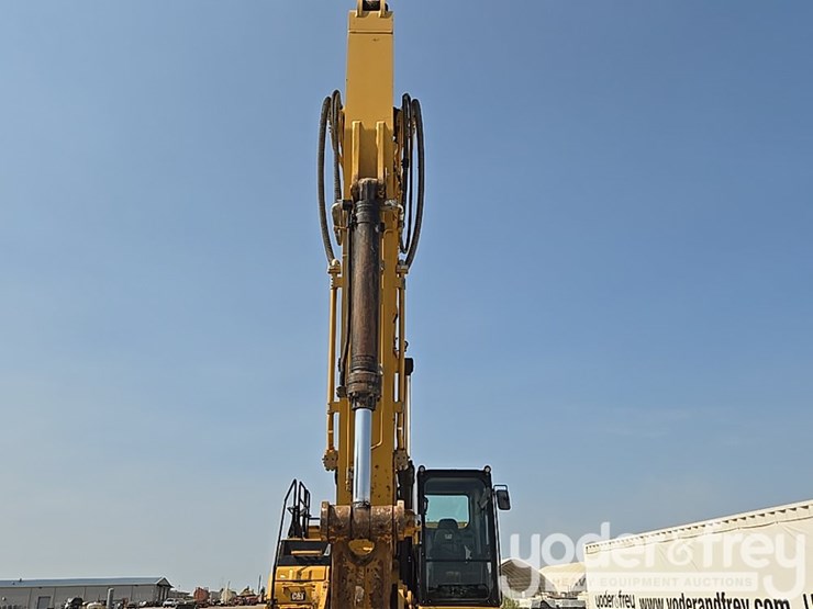 2019-caterpillar-336-image-28