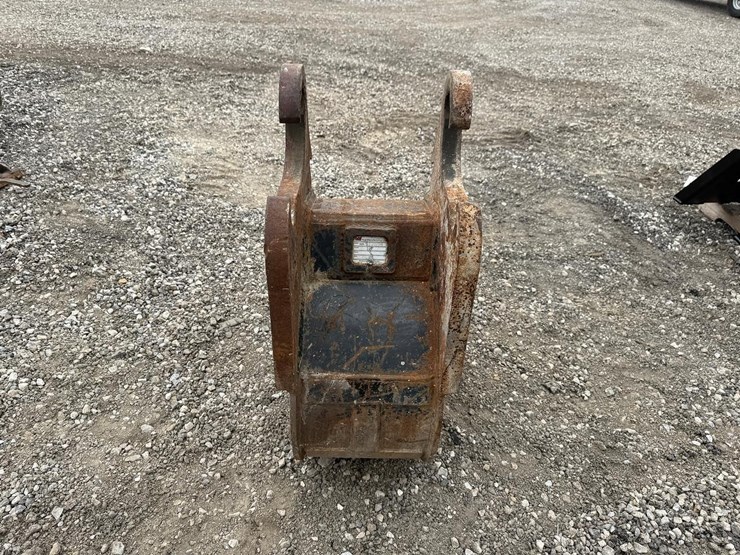 mecalac-6mcr-image-3