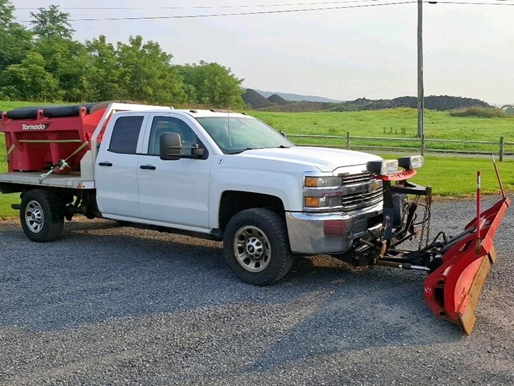 2015-chevrolet-2500-image-1
