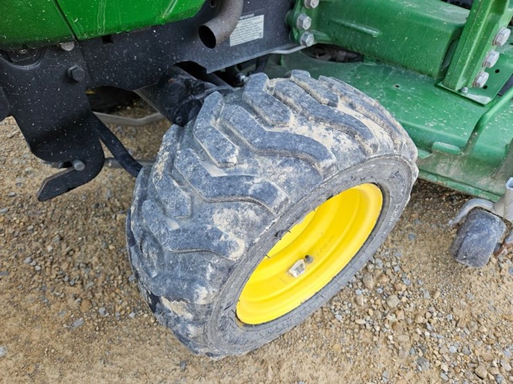 john-deere-1025r-image-14
