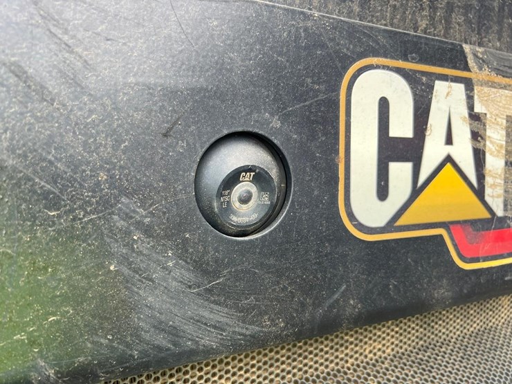 2020-caterpillar-279d3-image-14