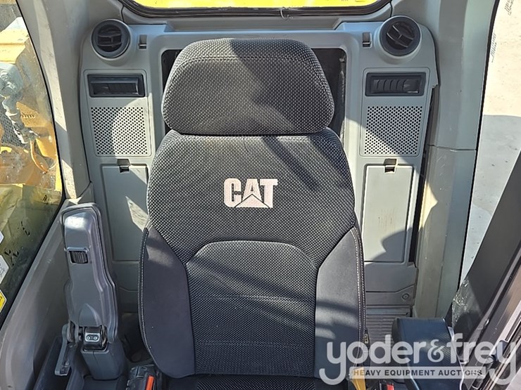 2019-caterpillar-336-image-74