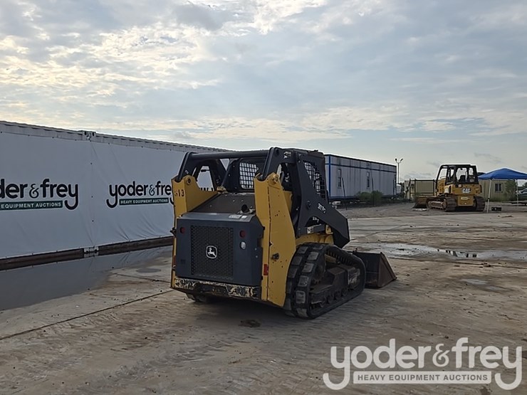 2018-deere-317g-image-5
