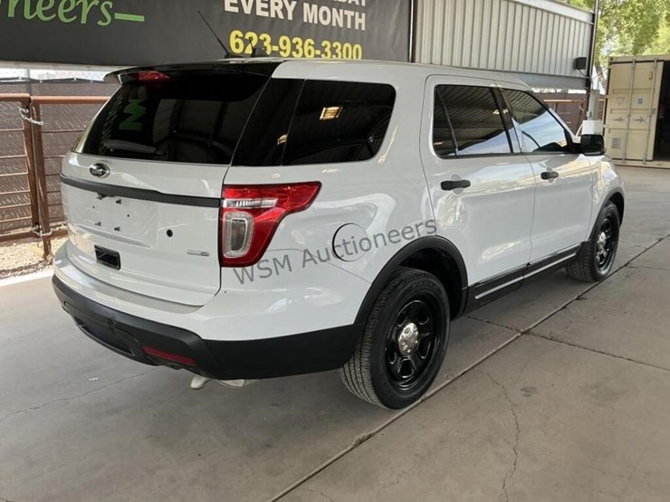2014-ford-explorer-image-7