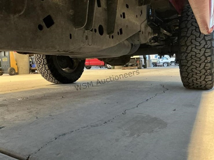 2017-ford-f150-image-25