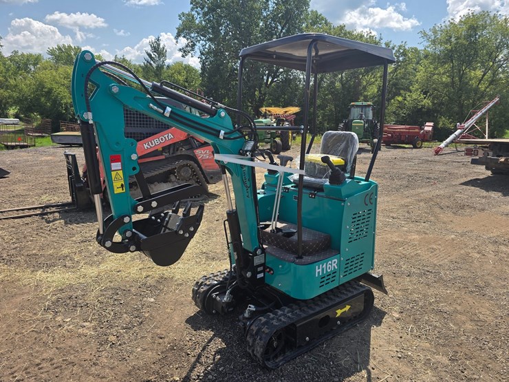 #690-•-new-cf-industry-h16r-mini-excavator-image-1