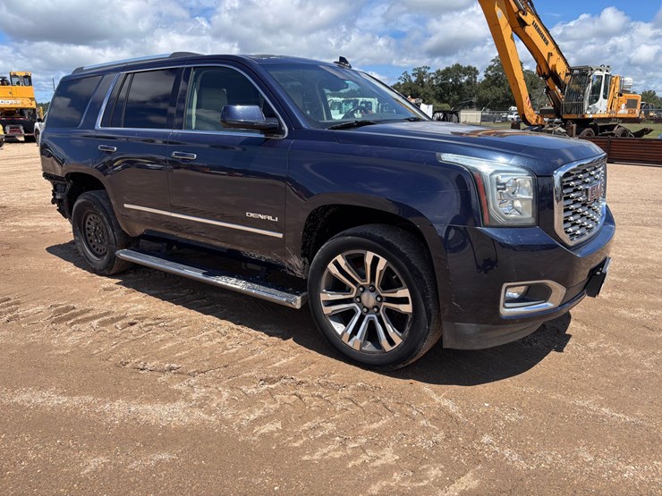 2018-gmc-yukon-image-2