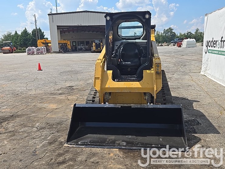 2022-caterpillar-259d3-image-8