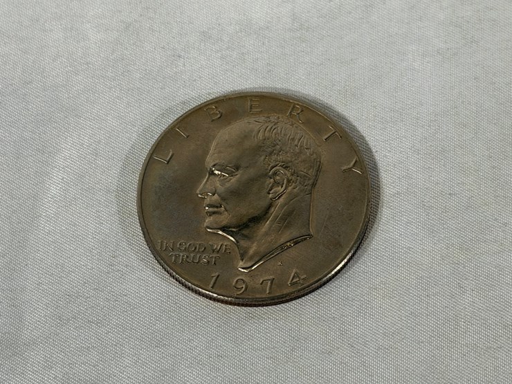 #00635-•-1974-cameo-eisenhower-silver-dollar-image-3
