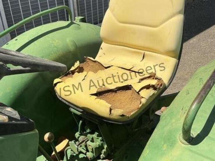 john-deere-850-image-15