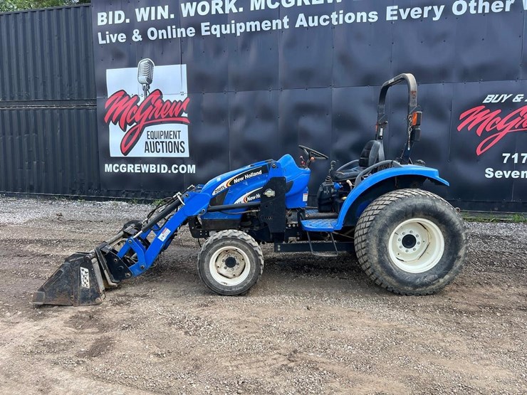new-holland-tc45-image-3