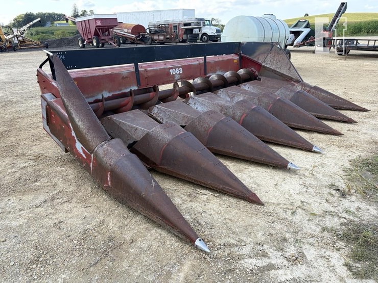 case-ih-1063-image-4