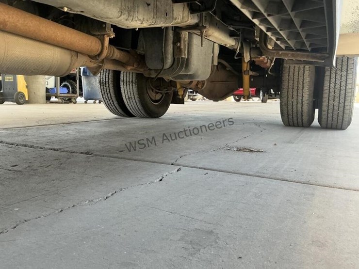 2014-ford-f350-image-28