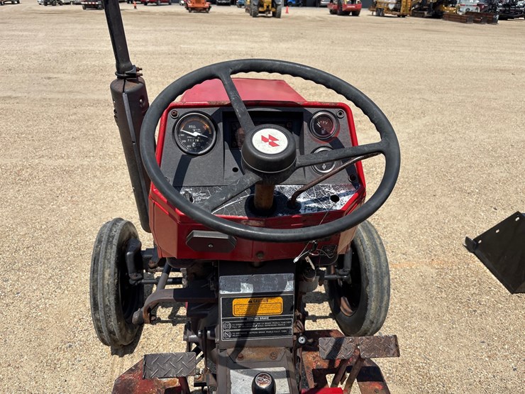 massey-ferguson-1030-image-7