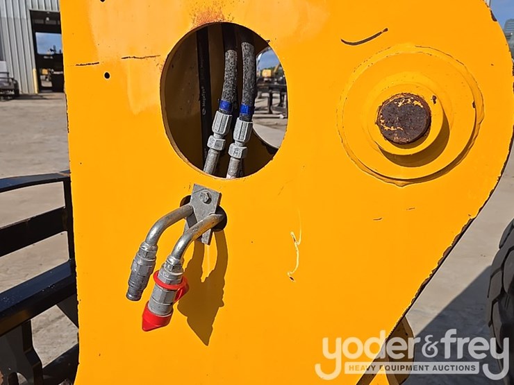 2017-jcb-509-42-image-22
