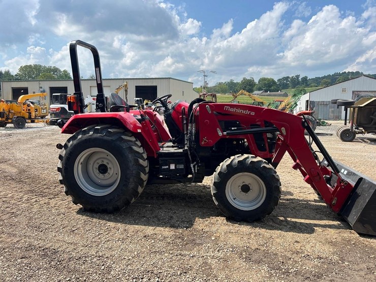 2022-mahindra-5155-image-10