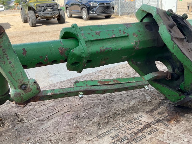 john-deere-r-image-11