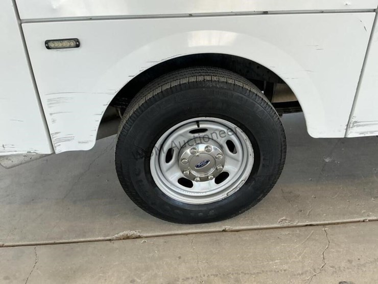 2015-ford-f250-image-8