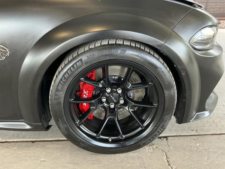 2021-dodge-charger-srt-hellcat-sdn-image-9