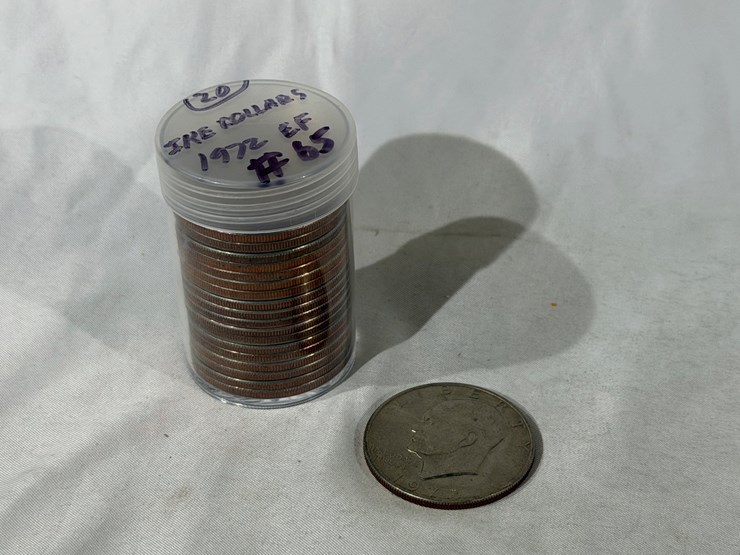 #00641-•-(20)-1972-ike-dollars-image-1