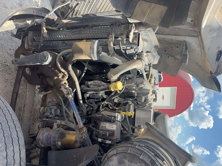 2011-international-prostar-image-23