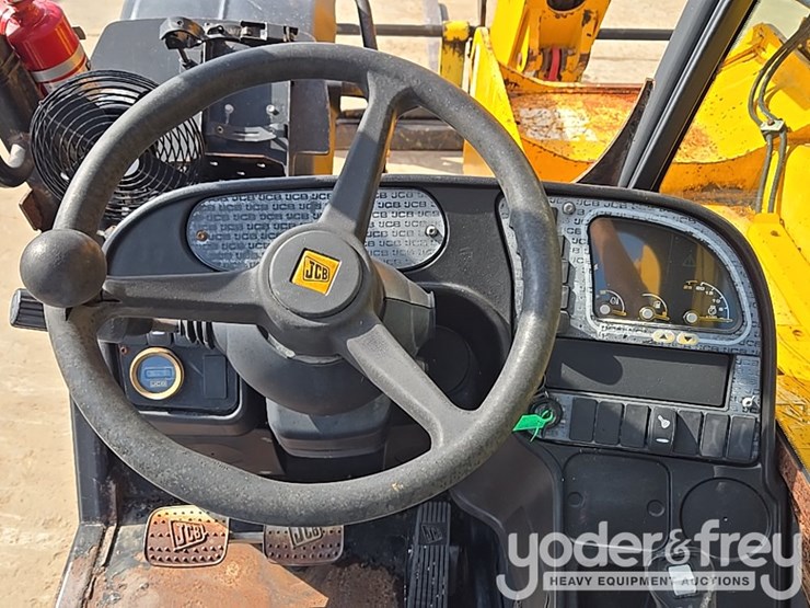 2017-jcb-509-42-image-54