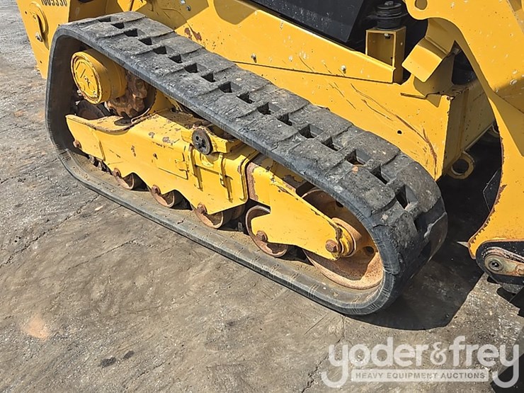 2022-caterpillar-259d3-image-12