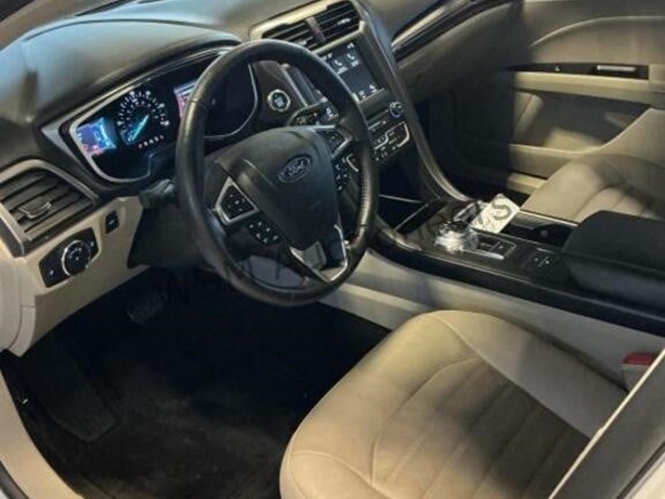 2018-ford-fusion-sdn-image-22