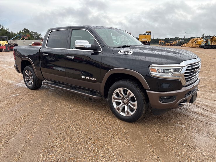 2018-dodge-ram-1500-image-2