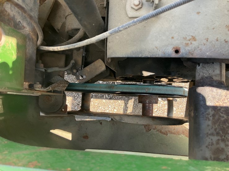 john-deere-200-image-33