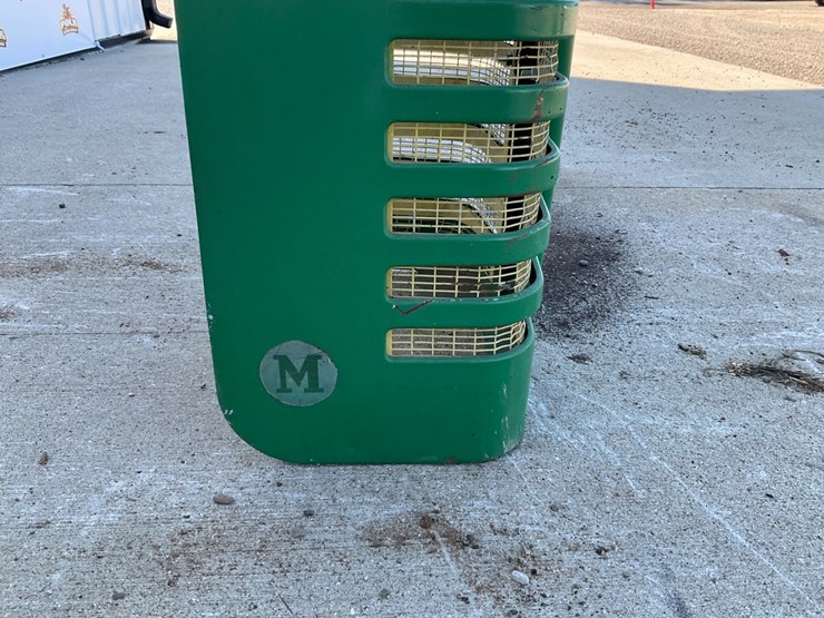 john-deere-m-image-13