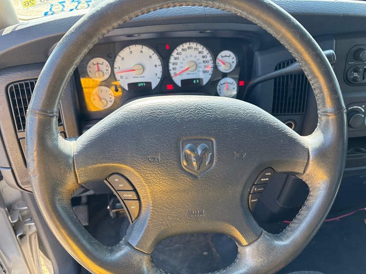 2002-dodge-ram-1500-image-9