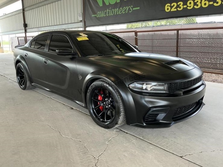 2021-dodge-charger-srt-hellcat-sdn-image-2