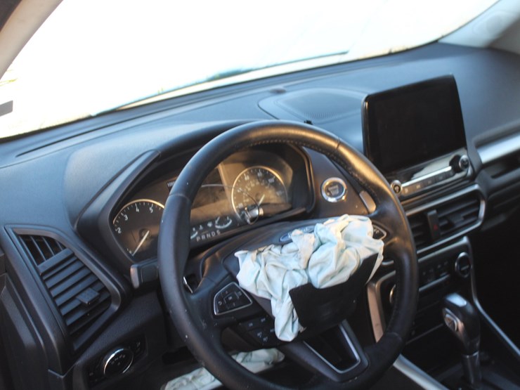 2020-ford-escape-image-7